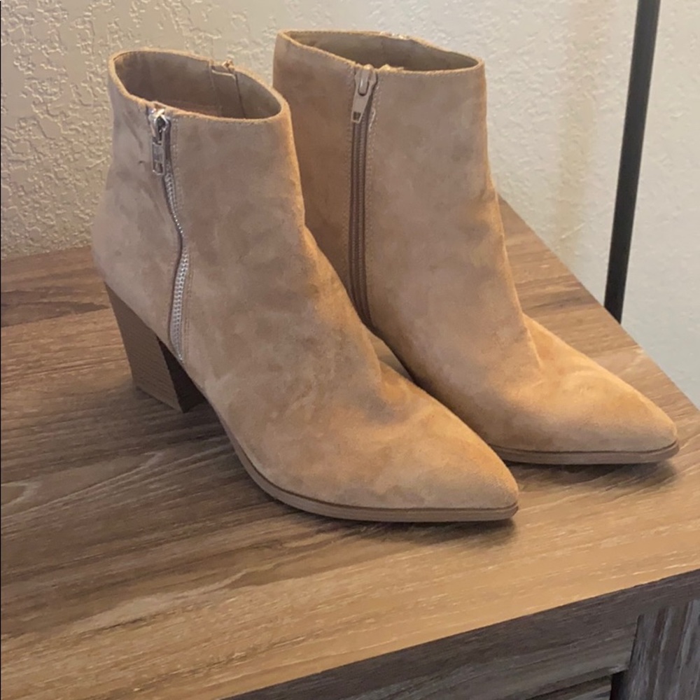 Faux Suede Pointed Toe Booties